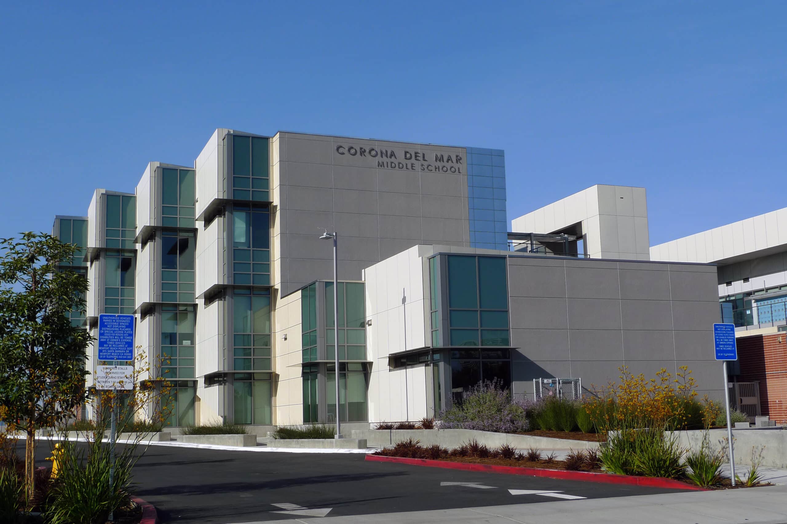 Corona Del Mar Middle School