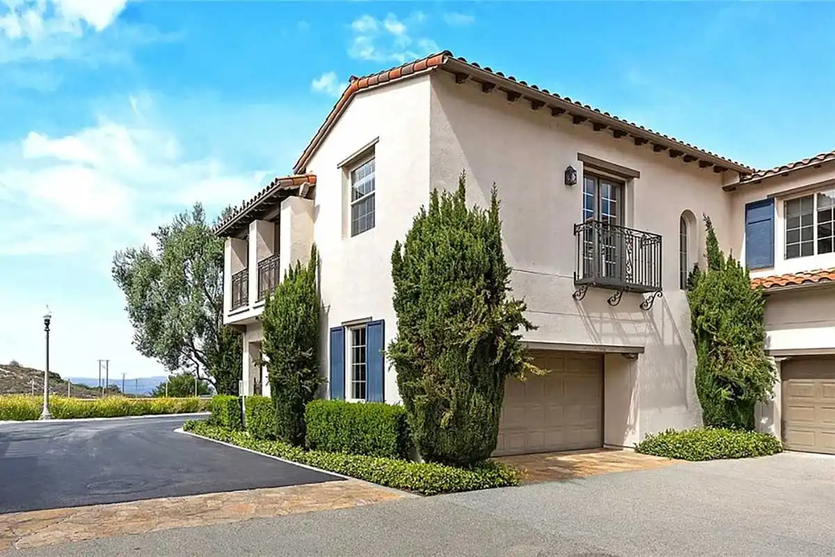 Brad Feldman Group Top Newport Coast Realtor 28 Talmont web 002