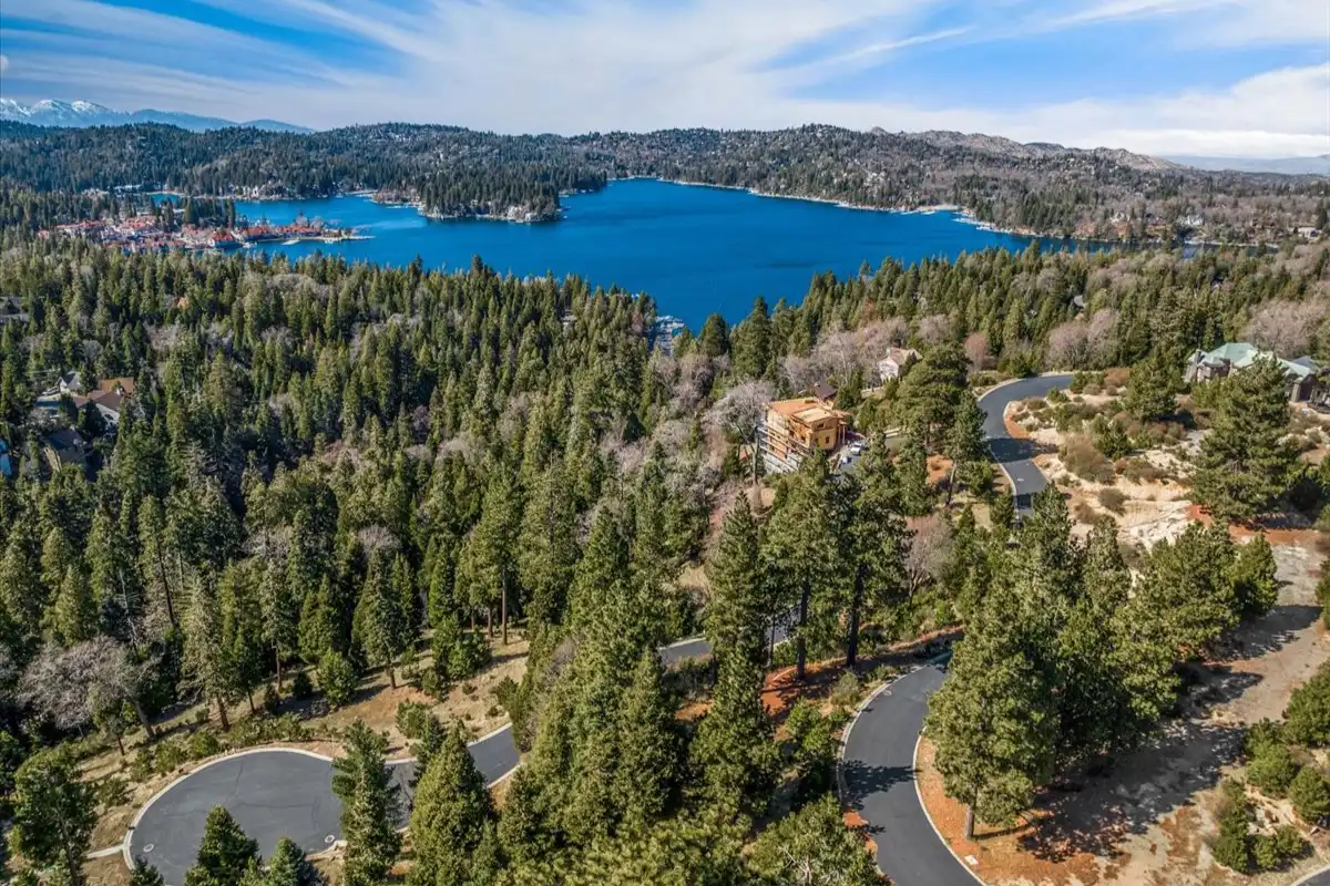 Brad Feldman Group Top Lake Arrowhead Realtor 109 Mill Pond Rd 03