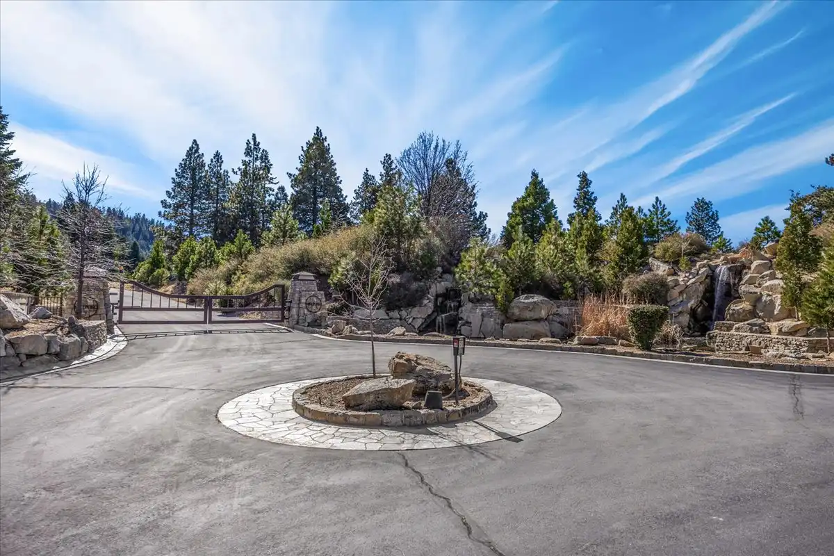 Brad Feldman Group Top Lake Arrowhead Realtor 109 Mill Pond Rd 12