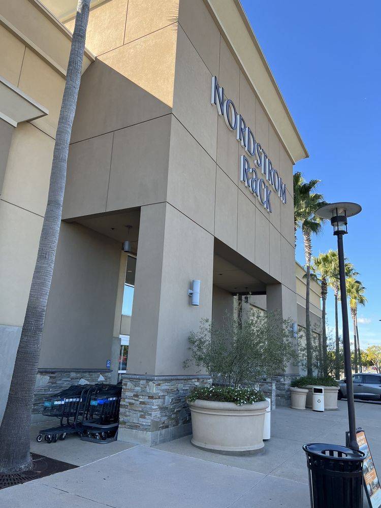 Nordstrom Rack featured image