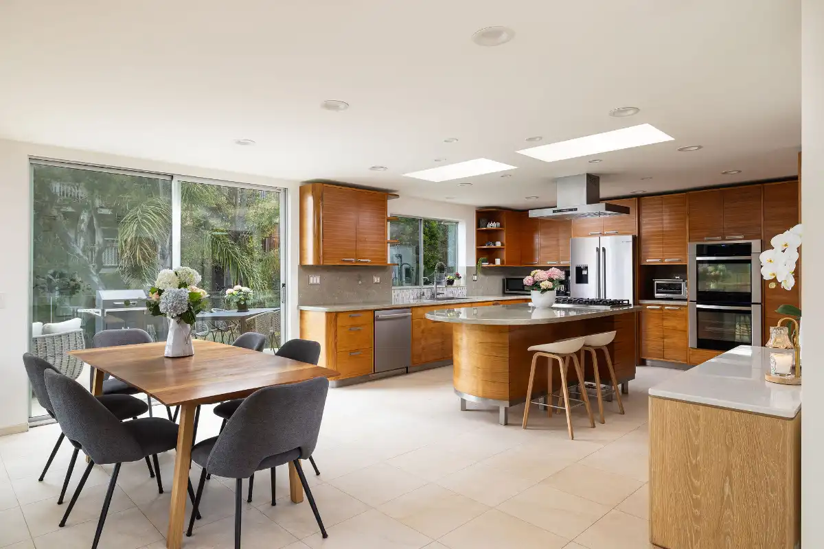 Brad Feldman Group Top Laguna Beach Realtor 865 Balboa Ave web 08