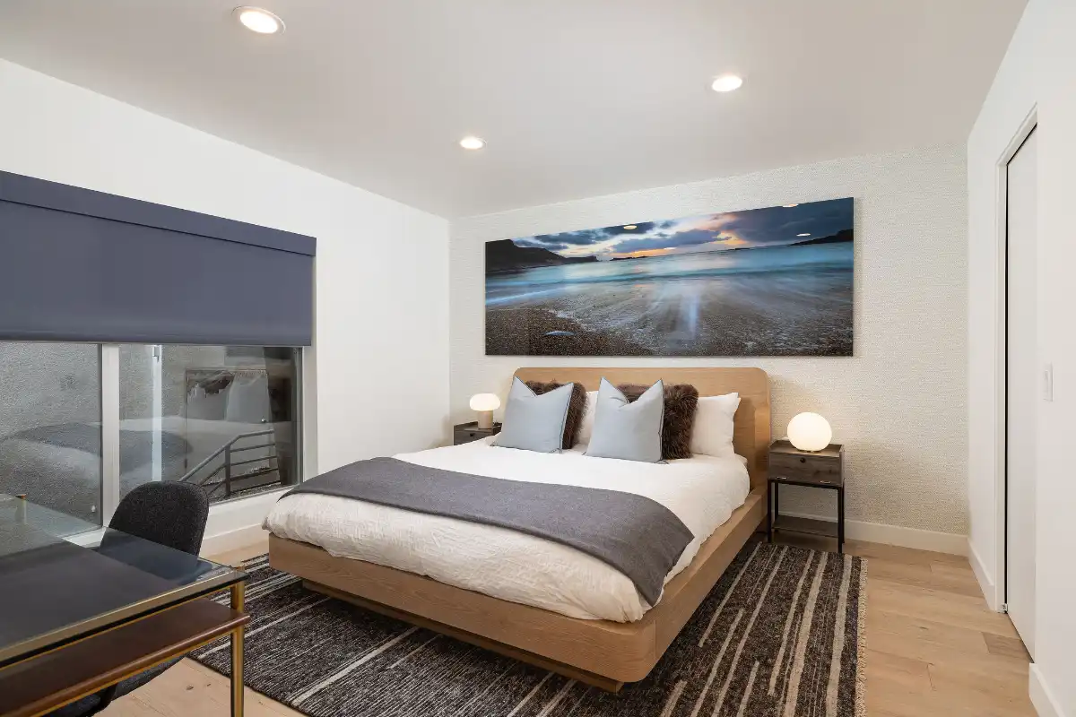 Brad Feldman Group Top Laguna Beach Realtor 865 Balboa Ave web 17