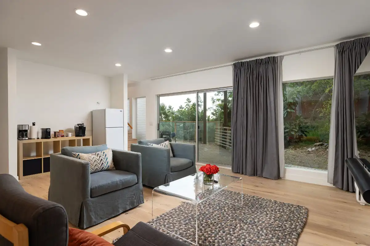 Brad Feldman Group Top Laguna Beach Realtor 865 Balboa Ave web 21