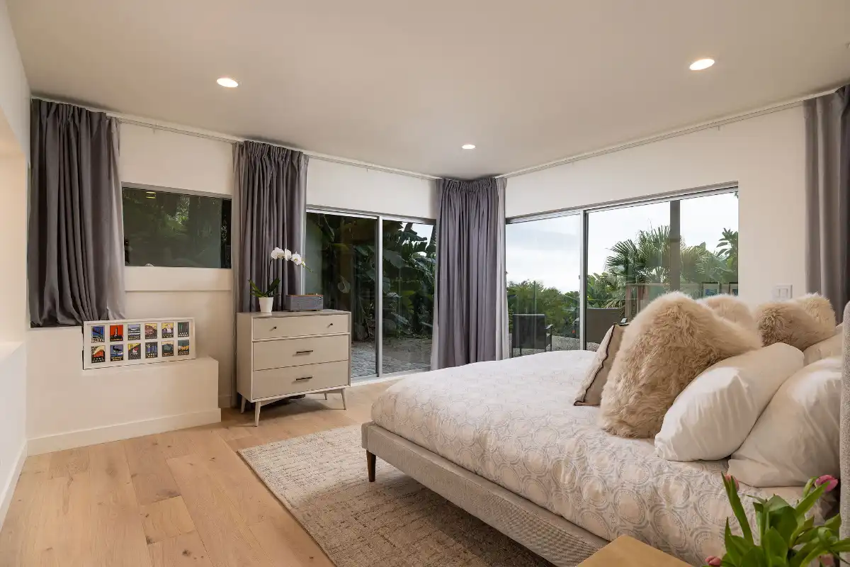 Brad Feldman Group Top Laguna Beach Realtor 865 Balboa Ave web 22