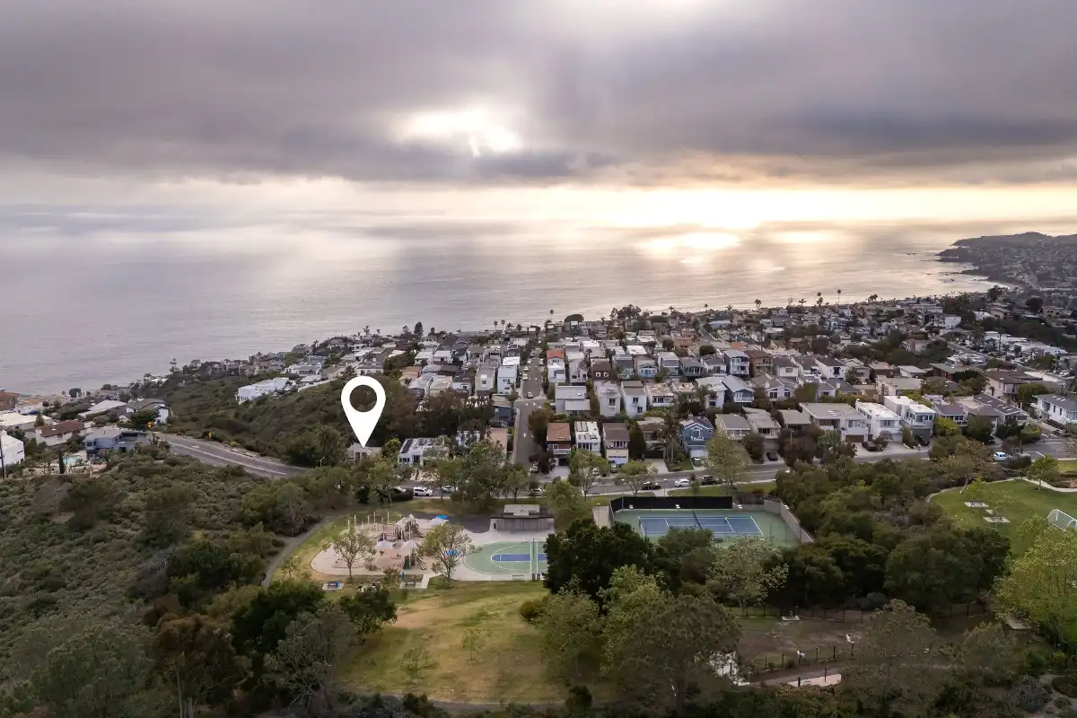 Brad Feldman Group Top Laguna Beach Realtor 865 Balboa Ave web 26