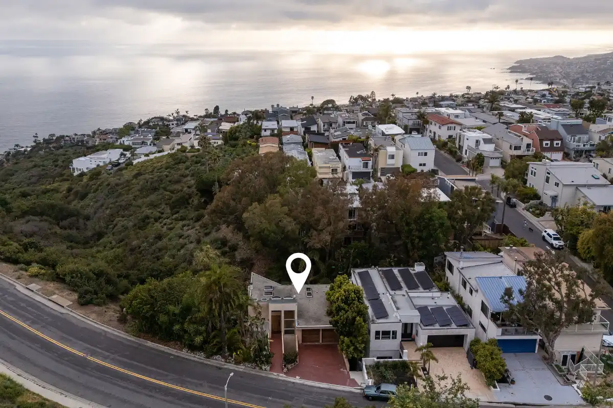 Brad Feldman Group Top Laguna Beach Realtor 865 Balboa Ave web 28