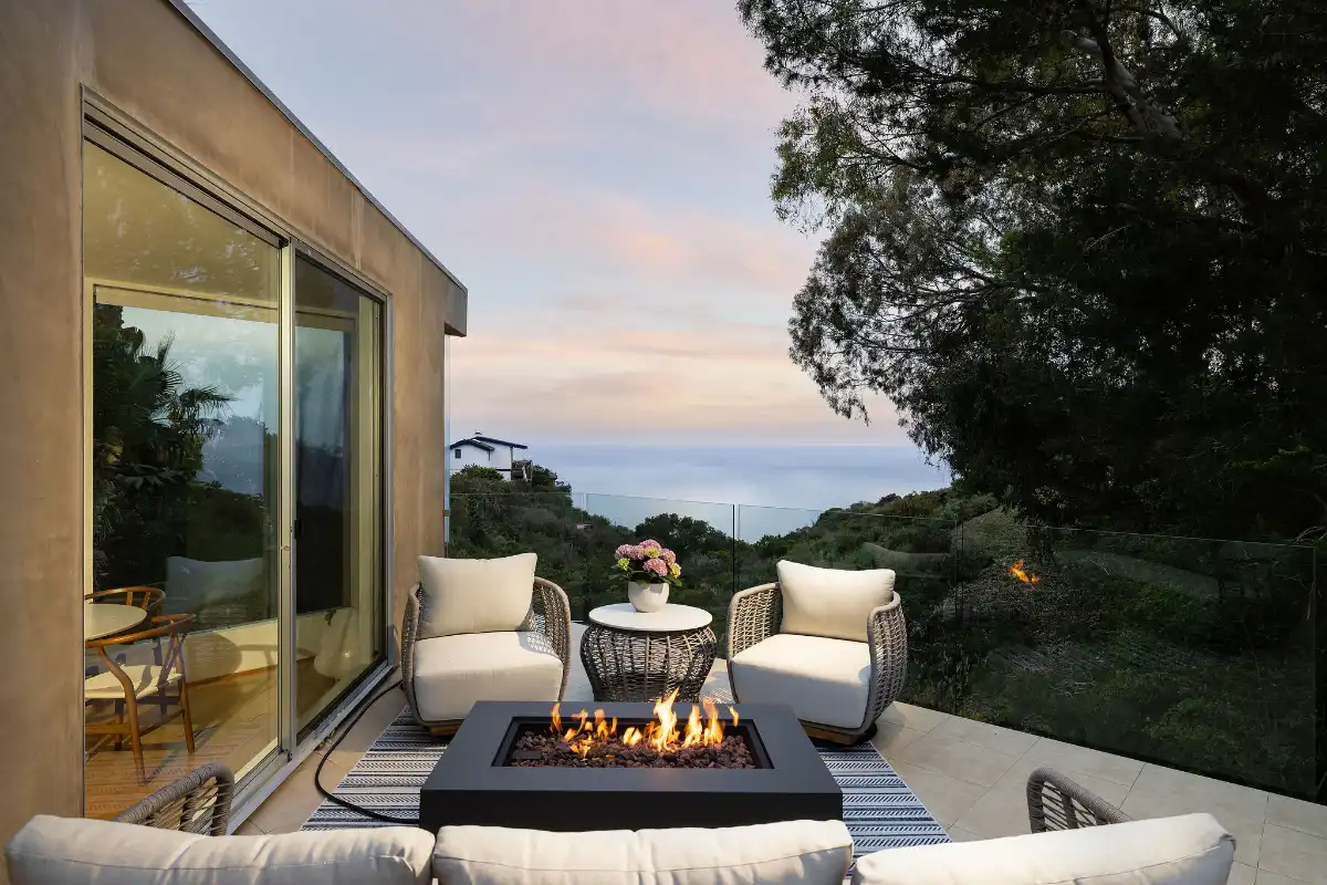 Brad Feldman Group Top Laguna Beach Realtor 865 Balboa Ave web 30