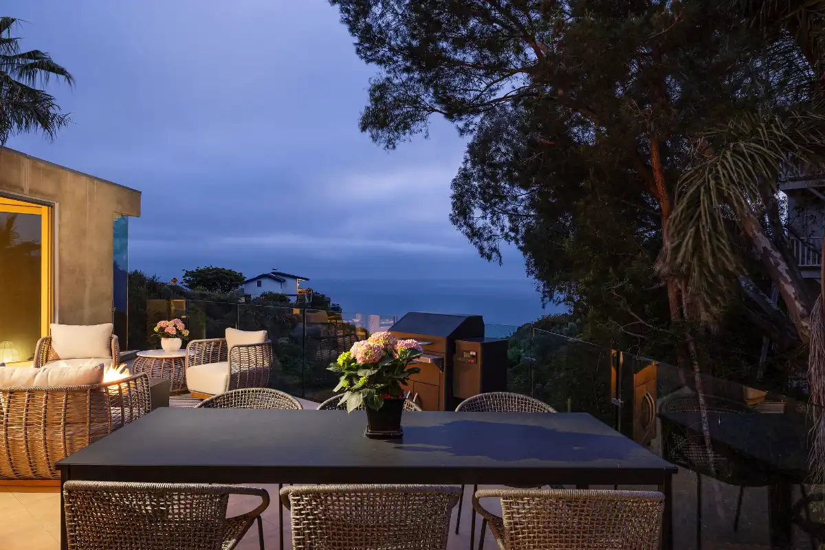 Brad Feldman Group Top Laguna Beach Realtor 865 Balboa Ave web 33