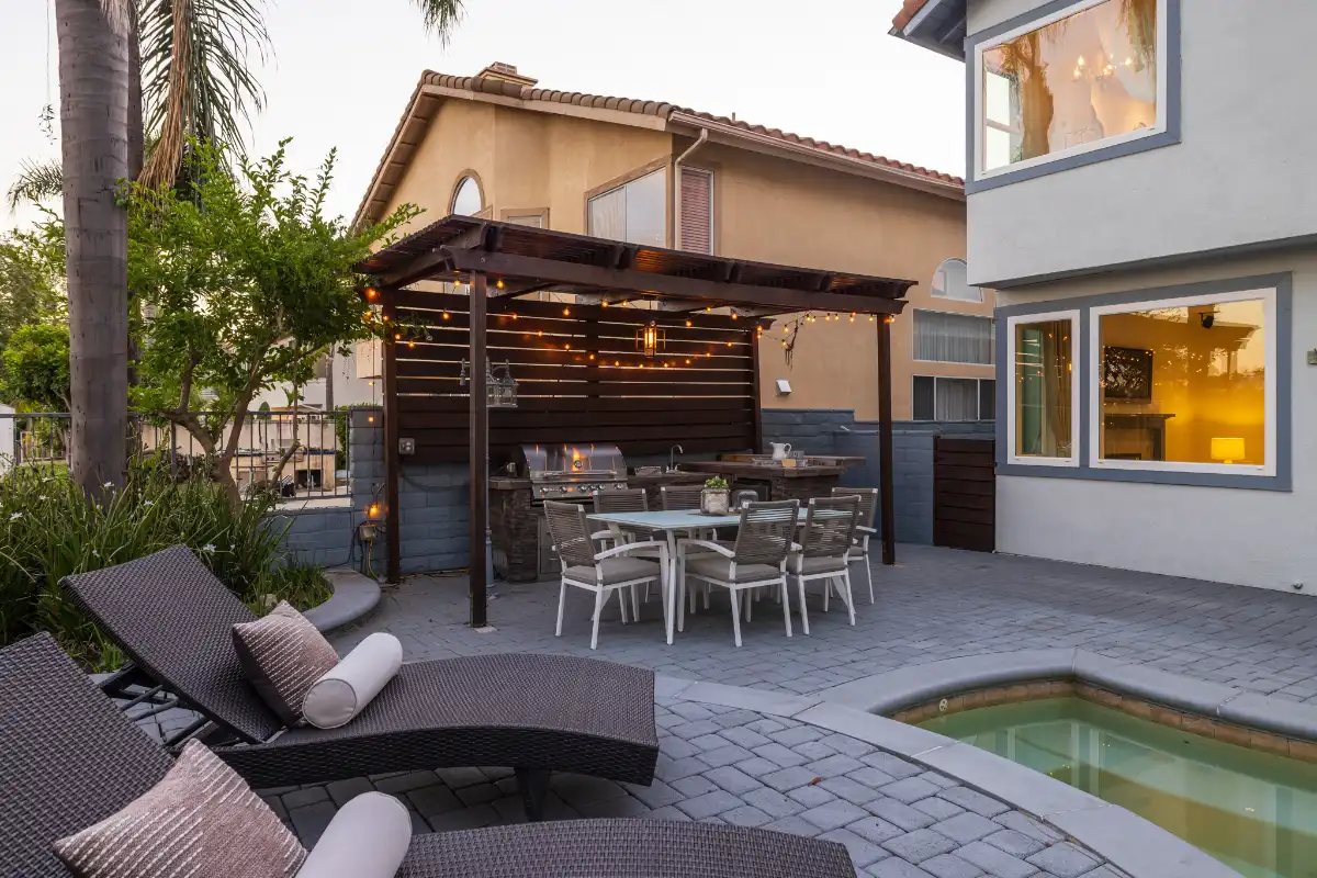 Brad Feldman Group Top Laguna Hills Realtor 27096 Ironwood Dr web 24