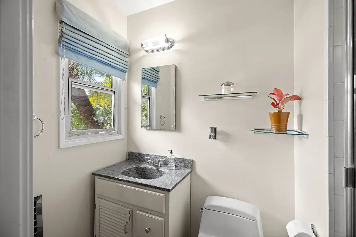 Brad Feldman Group Top Fullerton Realtor 1113 N Raymond Ave web 11