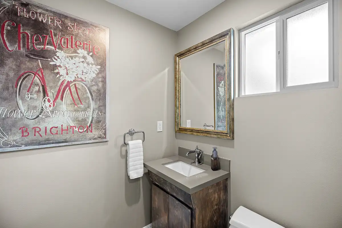 Brad Feldman Group Top Fullerton Realtor 1113 N Raymond Ave web 17