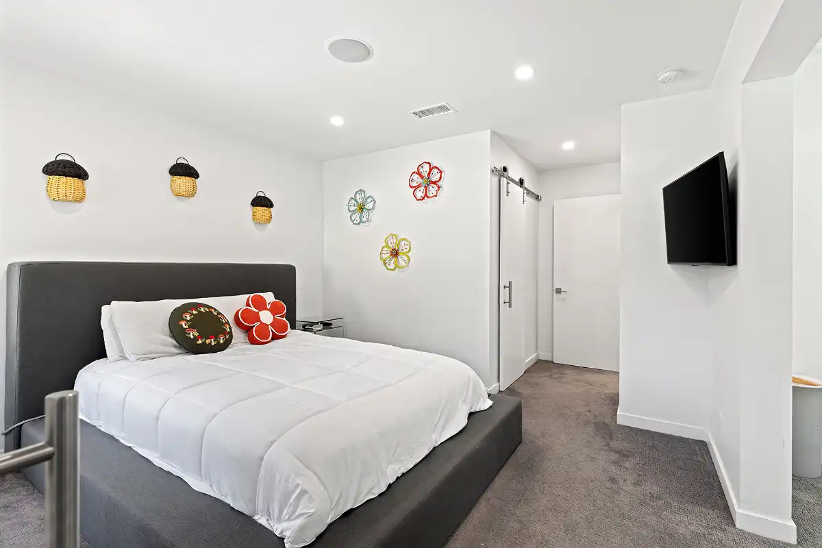 Brad Feldman Group Top Laguna Hills Realtor 24852 Buckboard Ln web 22