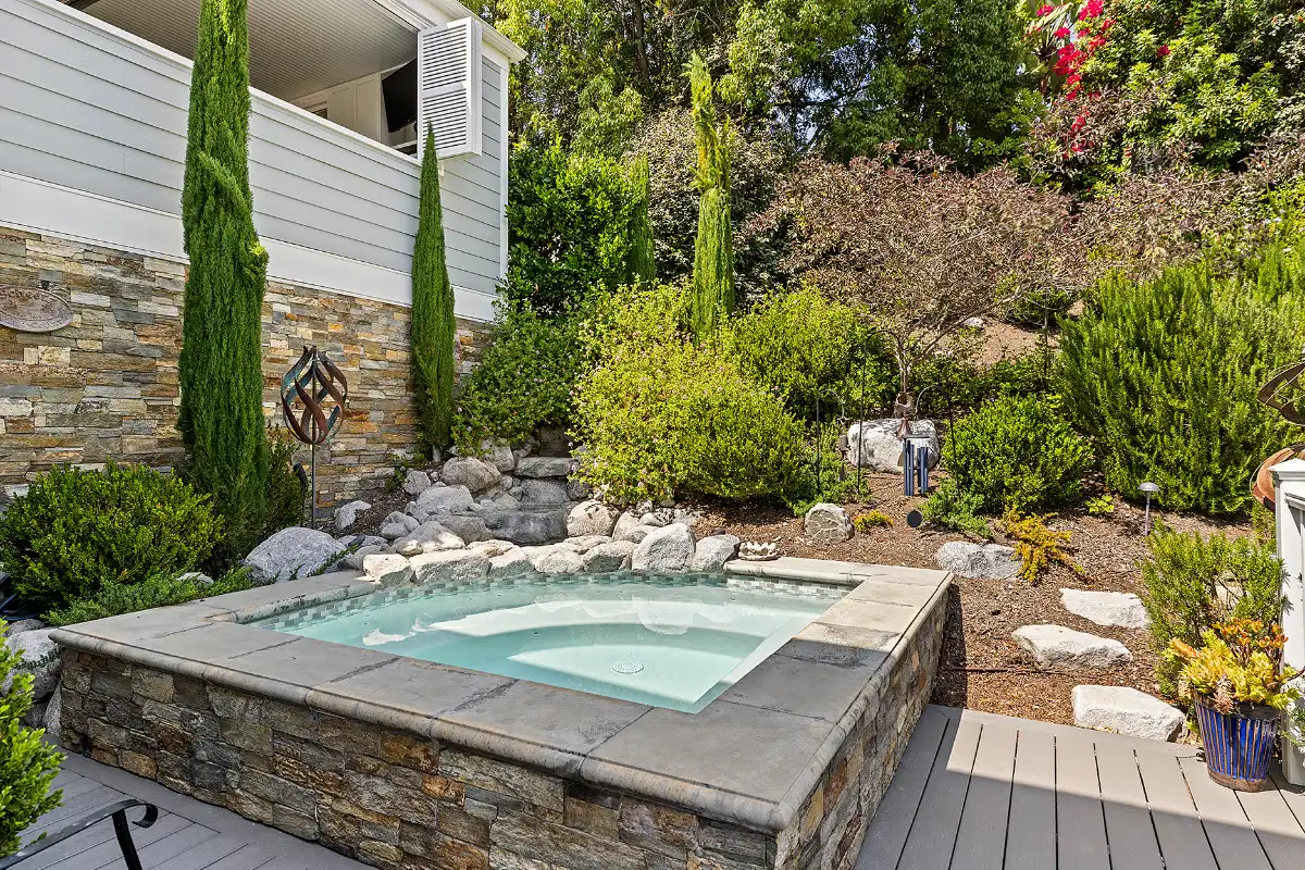 Brad Feldman Group Top Laguna Hills Realtor 24992 Buckskin Dr web 30