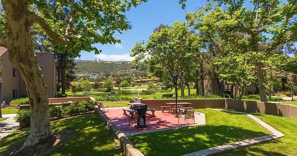 East Nine golf course homes in Laguna Niguel and Laguna Woods sold by top local realtor agent real estate listing and buyer agents Brad Feldman Group