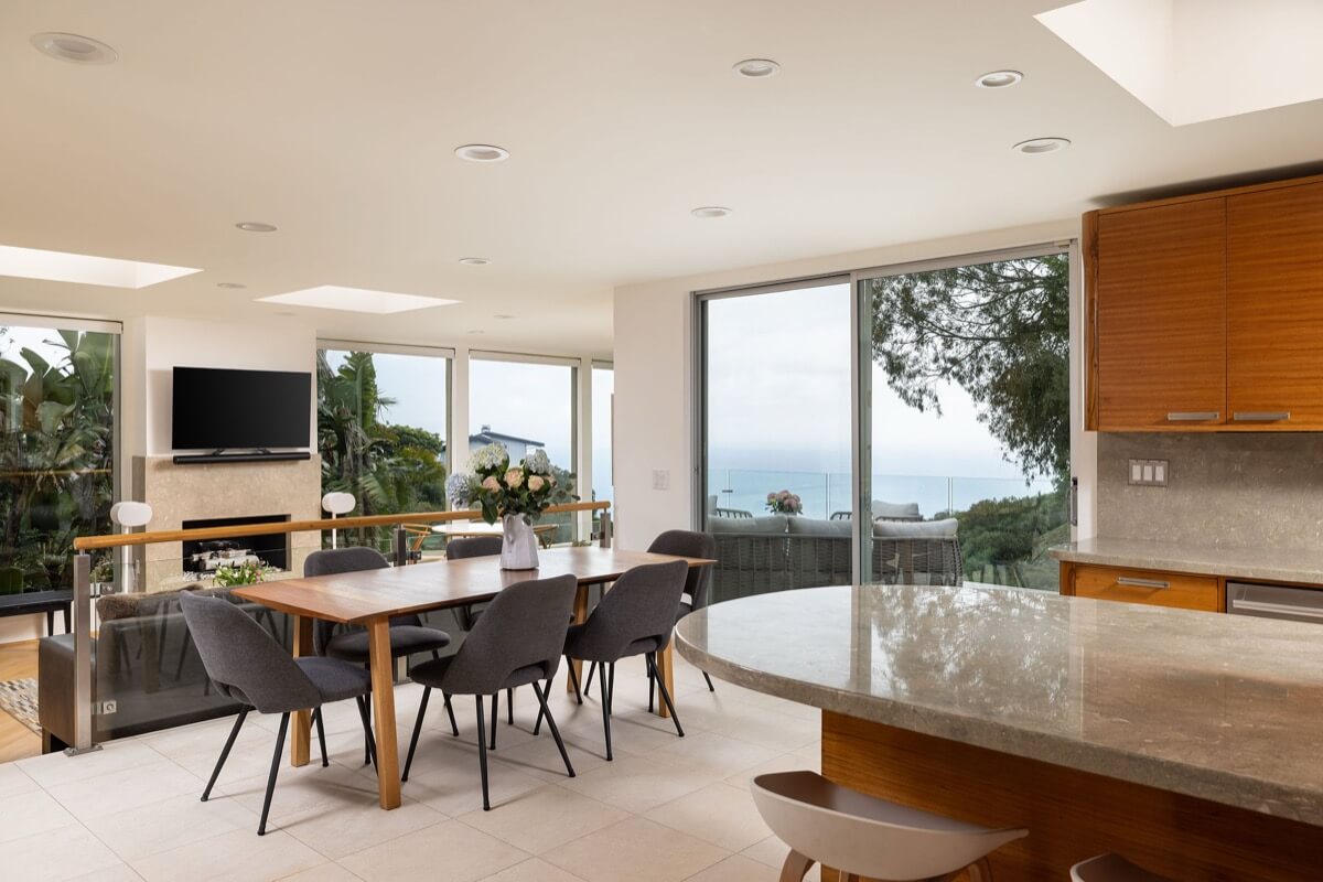 Brad Feldman Group Top Laguna Beach Realtor 865 Balboa Ave 06