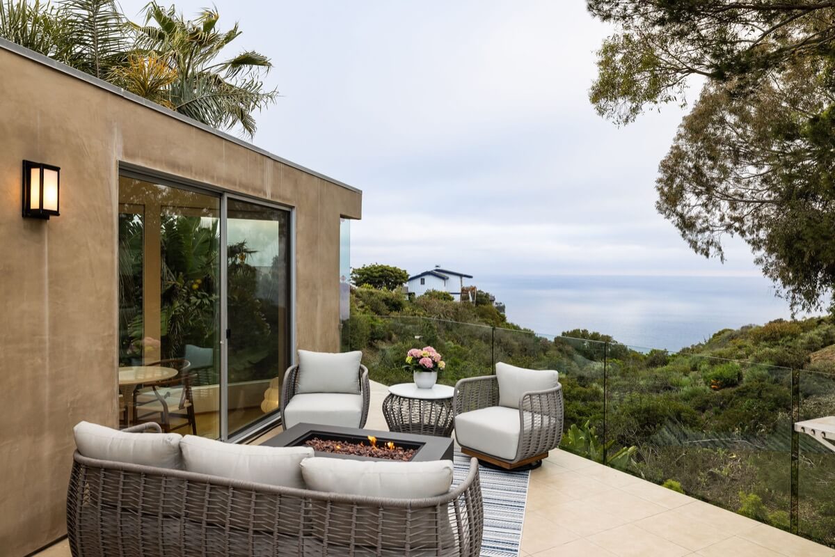 Brad Feldman Group Top Laguna Beach Realtor 865 Balboa Ave 37