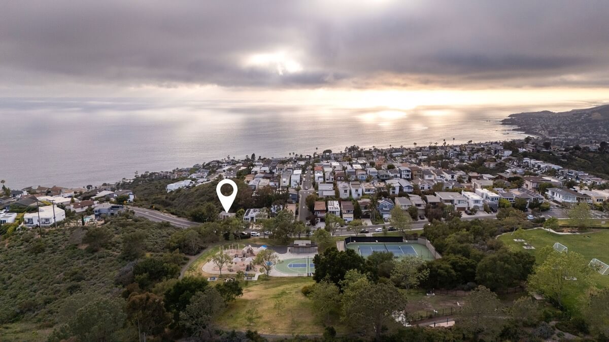 Brad Feldman Group Top Laguna Beach Realtor 865 Balboa Ave 50