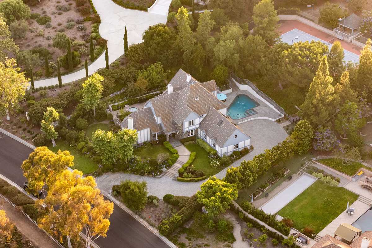 Brad Feldman Group Top San Juan Capistrano Realtor 31681 Peppertree Bend web 04