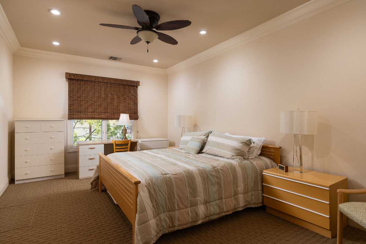 Brad Feldman Group Top Laguna Hills Realtor 25281 Derbyhill Dr web 26