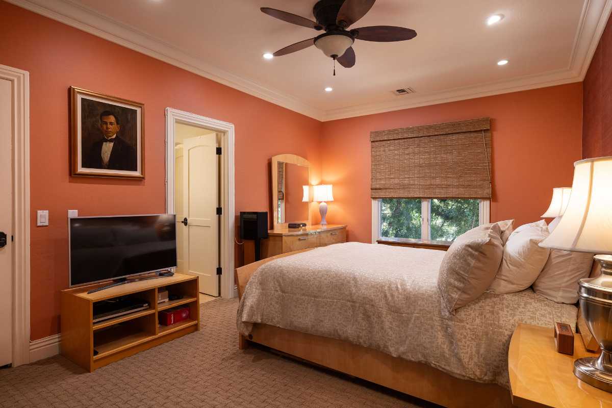 Brad Feldman Group Top Laguna Hills Realtor 25281 Derbyhill Dr web 28