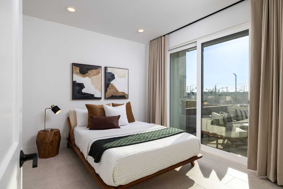Brad Feldman Group Top Tustin Realtor 16328 Helber Way web 06