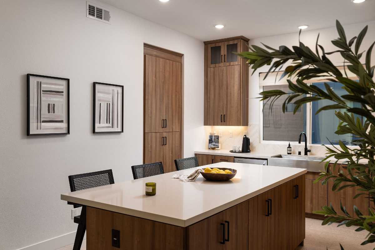 Brad Feldman Group Top Tustin Realtor 16328 Helber Way web 12