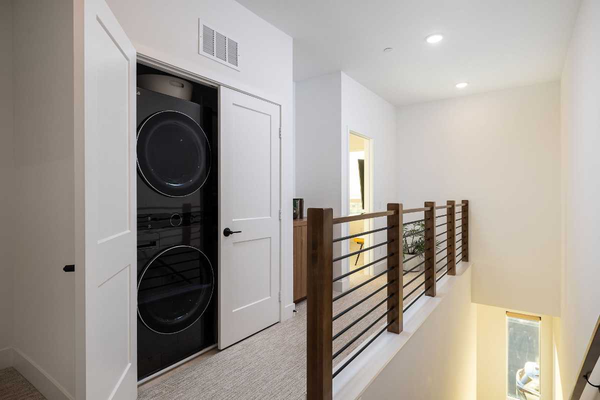 Brad Feldman Group Top Tustin Realtor 16328 Helber Way web 17