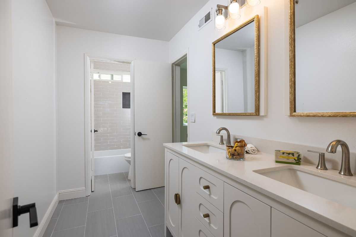 Brad Feldman Group Top Laguna Hills Realtor 25901 Nellie Gail Rd web 19