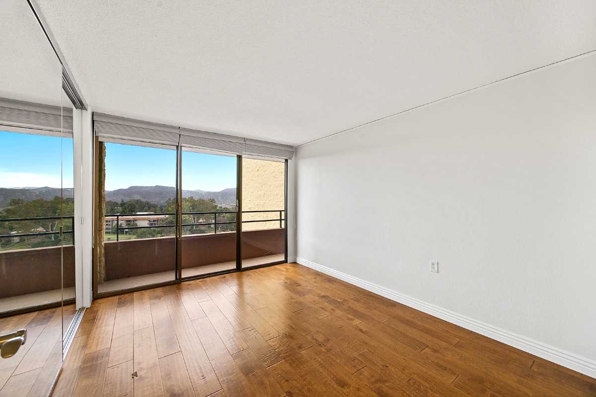 Brad Feldman Group Top Laguna Woods Realtor 24055 Paseo Del Lago Unit 1355 web 06