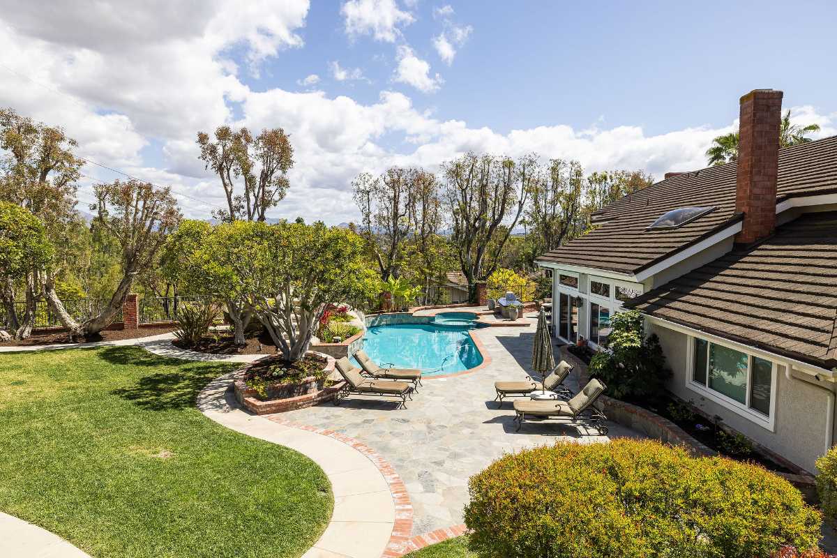 Brad Feldman Group Top Laguna Hills Realtor 25611 Rangewood Rd 25