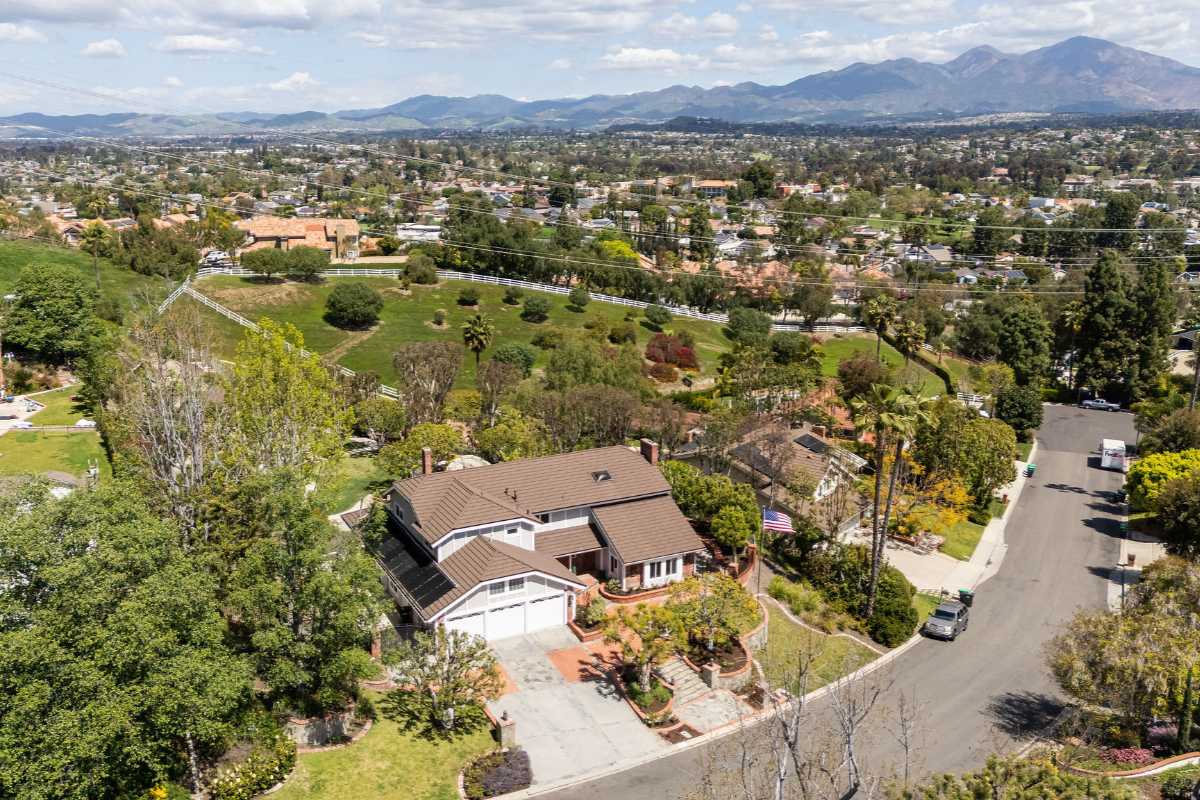 Brad Feldman Group Top Laguna Hills Realtor 25611 Rangewood Rd 29