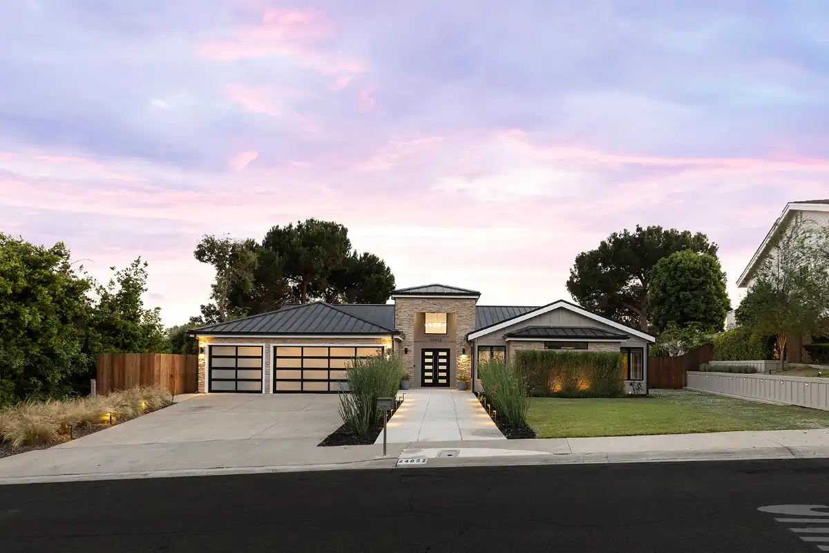 Front facade of a modern luxury home in Laguna Hills sold by top Orange County realtor agents Brad Feldman Group