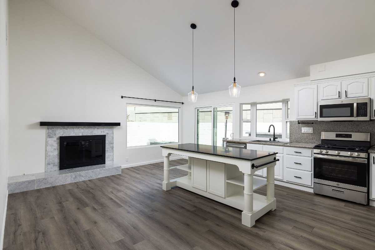 Brad Feldman Group Top Laguna Hills Realtor 24871 Overland Dr web 06