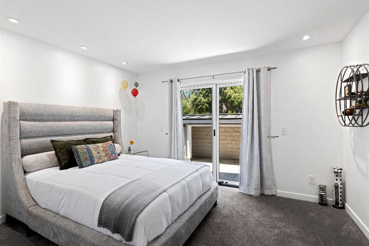 Brad Feldman Group Top Laguna Hills Realtor 24852 Buckboard Ln web 16