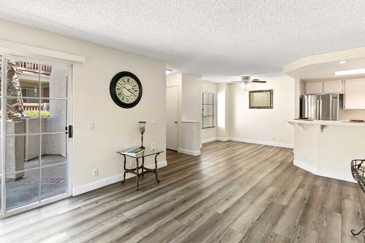 Brad Feldman Group Top Laguna Hills Realtor 26572 Las Palmas Unit 2 web 05