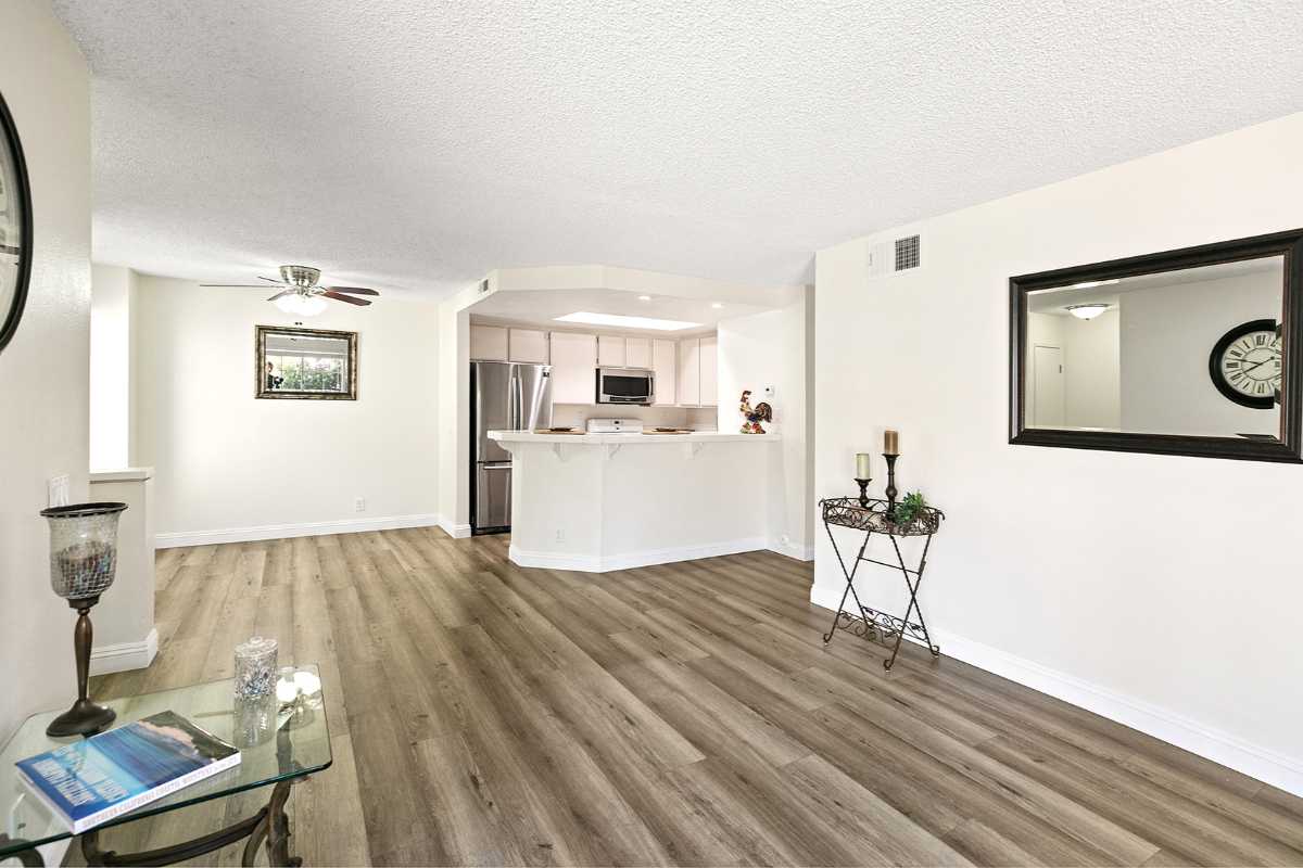 Brad Feldman Group Top Laguna Hills Realtor 26572 Las Palmas Unit 2 web 06