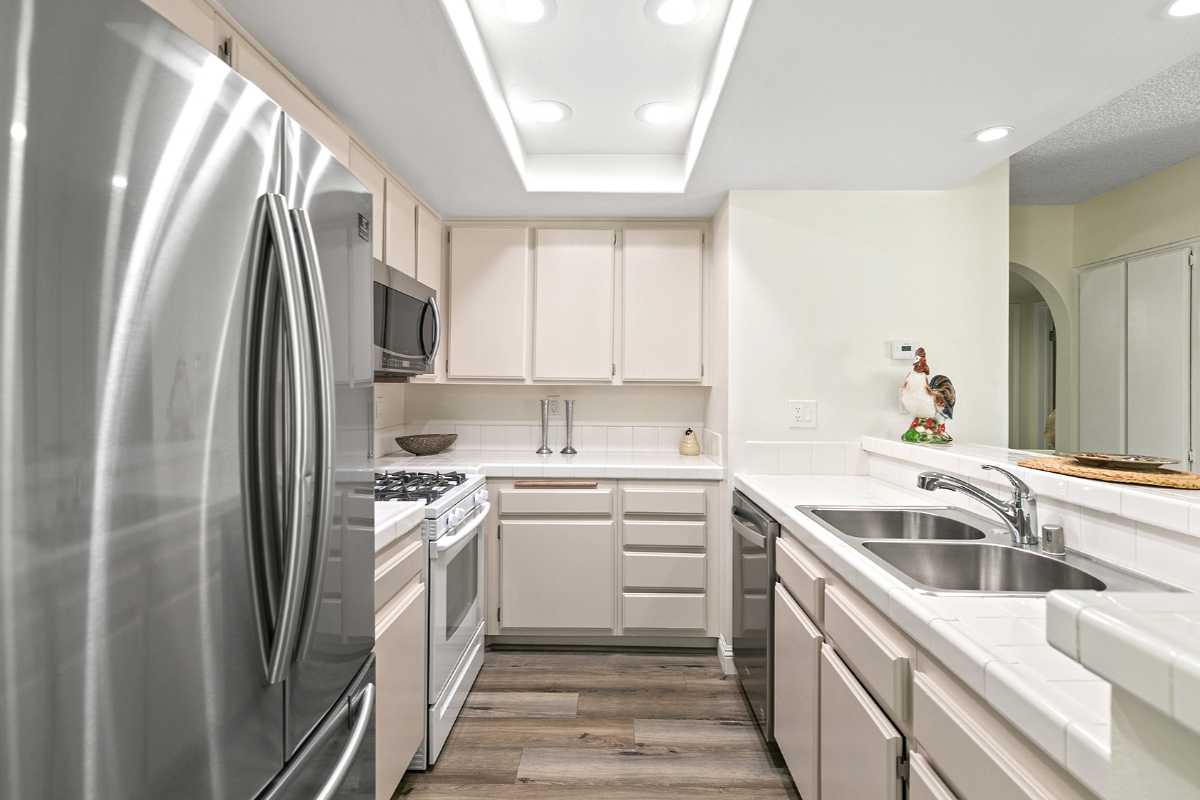 Brad Feldman Group Top Laguna Hills Realtor 26572 Las Palmas Unit 2 web 08