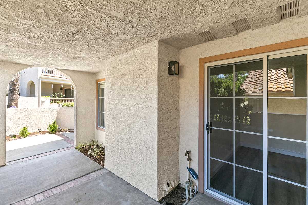 Brad Feldman Group Top Laguna Hills Realtor 26572 Las Palmas Unit 2 web 20