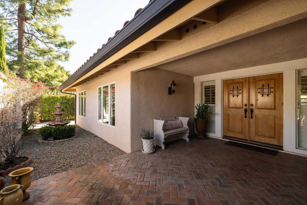 Brad Feldman Group Top Laguna Hills Realtor 24972 Buckboard Ln web 05