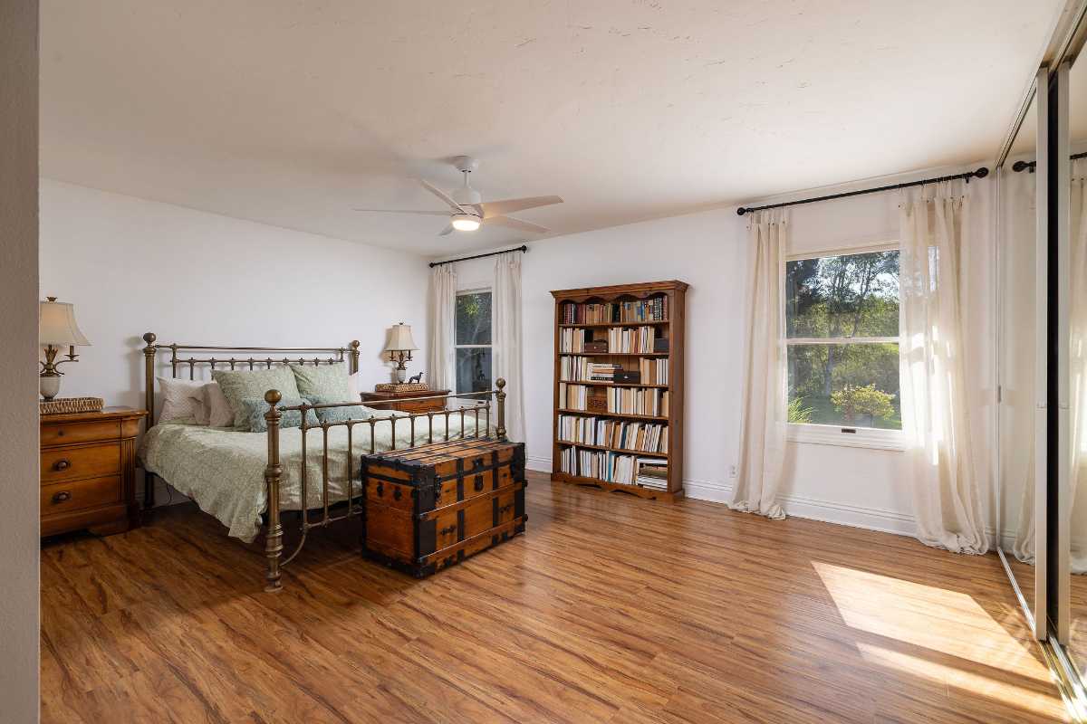 Brad Feldman Group Top Laguna Hills Realtor 24972 Buckboard Ln web 14