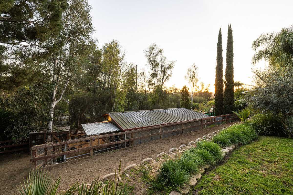 Brad Feldman Group Top Laguna Hills Realtor 24972 Buckboard Ln web 28