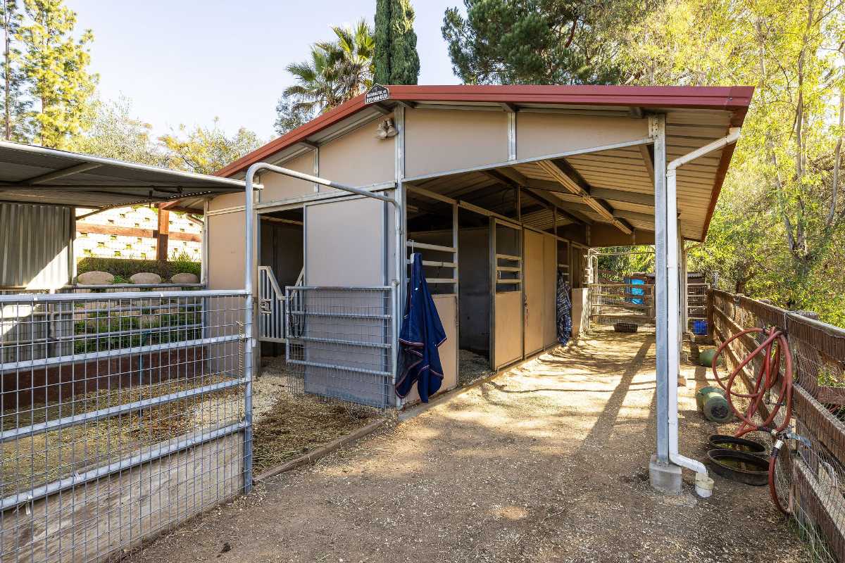 Brad Feldman Group Top Laguna Hills Realtor 24972 Buckboard Ln web 33