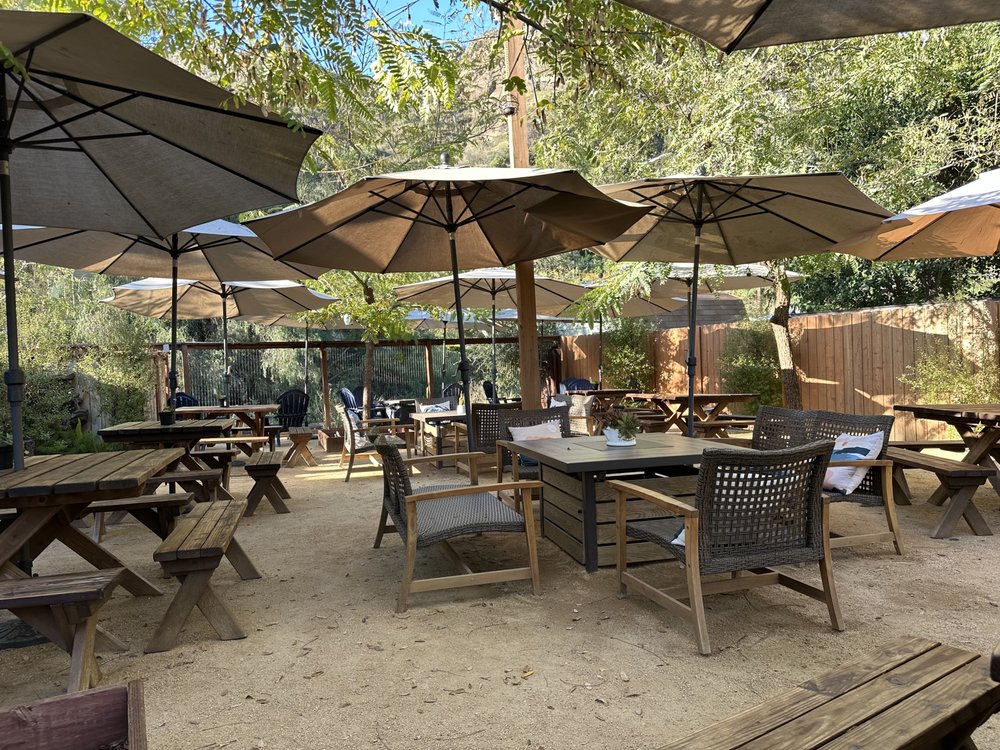 Silverado Canyon Market And Kitchen