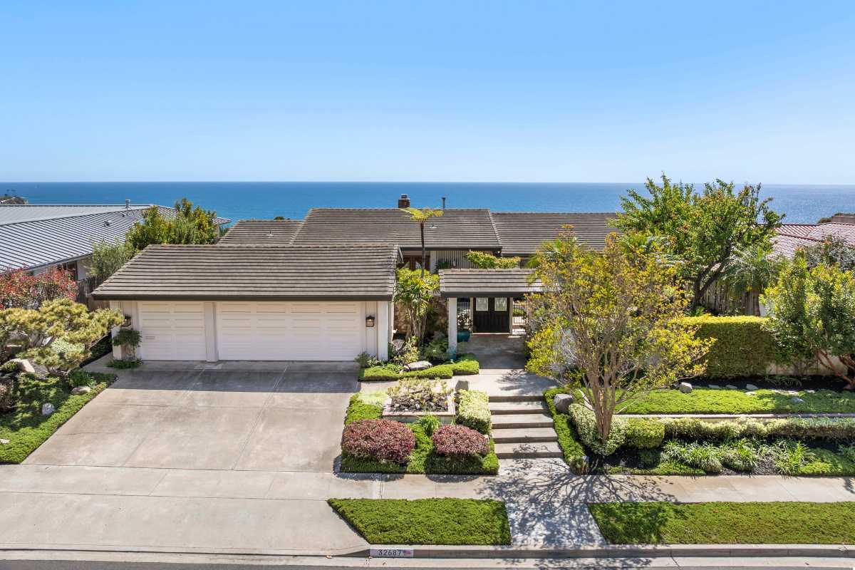 Brad Feldman Group Top Dana Point Realtor 32687 Caspian Sea Dr web 30
