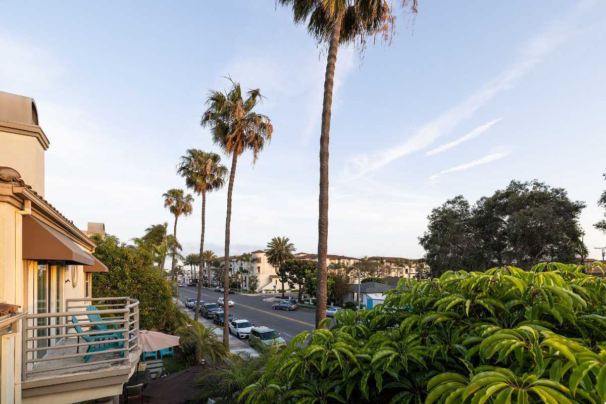 Brad Feldman Group Top Huntington Beach Realtor 513 Pierside Circle web 21